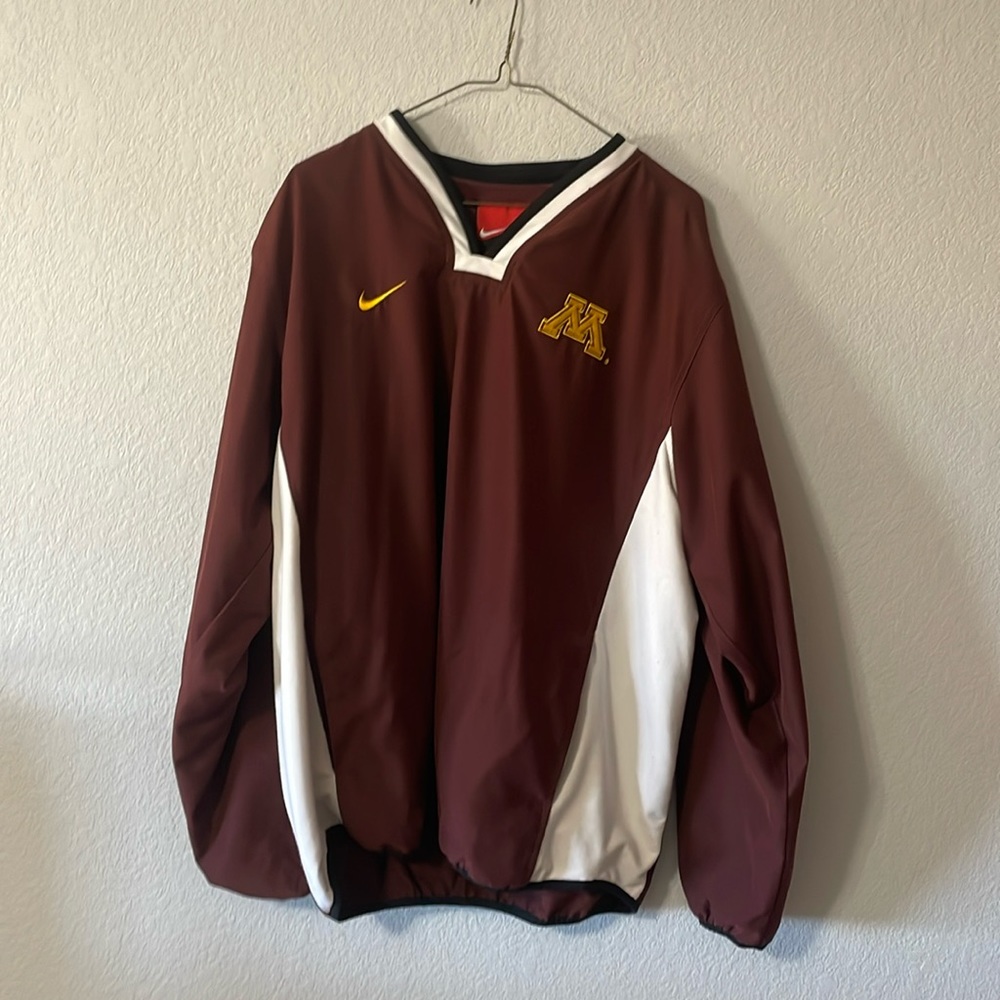U of M Nike Hockey Wind Breaker
